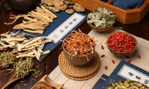 视神经炎会影响寿命吗-哺乳期视神经炎症状网 | 视神经炎会留下后遗症吗,哺乳期视力模糊是怎么回事